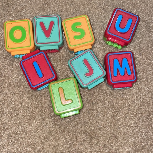 Vtech sit to stand alphabet train double sided replacement letters - Picture 2 of 3